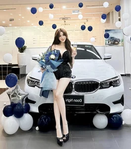 The 56cm Waist Phenomenon: How This Influencer Turned Her Unique Look Into a Fortune - image 2
