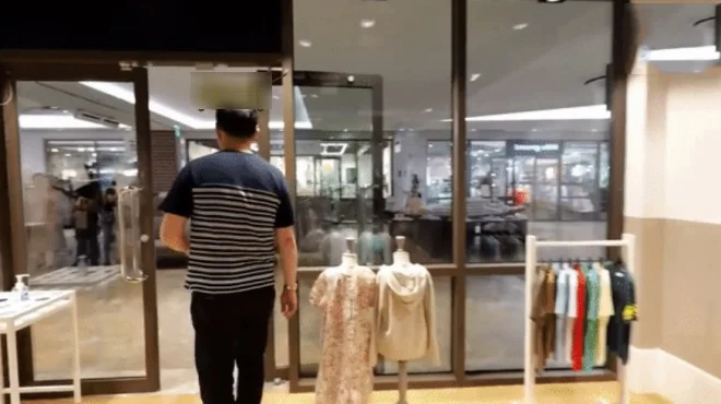 Song Joong Ki Spends Big on Luxury Outfits for His Newborn Son