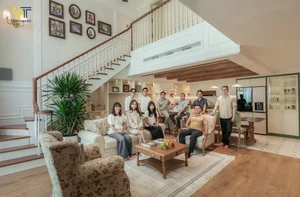 Duplex Souvenir: Elegant French Country Style in Ho Chi Minh City - image 43