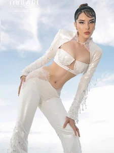 Miss Vietnam Ky Duyen Shows Off Her Stunning Tiny Waist and Fitness Routine - image 3