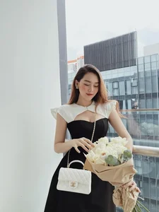 Where Is The Gen Z Beauty Queen Who Got Married at 20 Now? - image 1