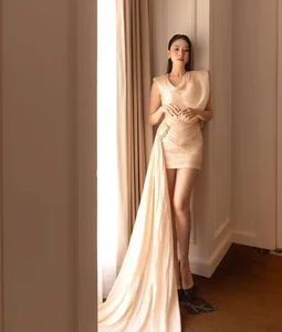 Where Is The Gen Z Beauty Queen Who Got Married at 20 Now? - image 5