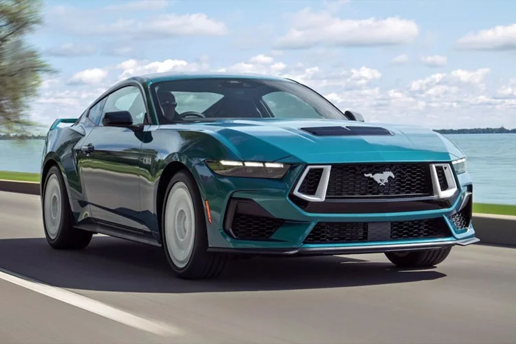 2025 Ford Mustang FX: A Modern Muscle Car Reimagined with Iconic 1980s Retro Styling and Performance
