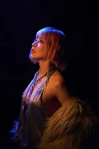 Chi Pu’s Mirror MV: A Visual Masterpiece Filmed in China - image 1