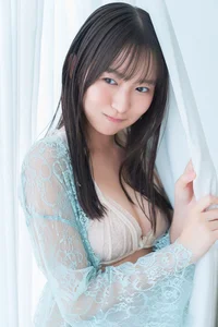 Shida Nene Digital Photo Book: Pure and Natural Aesthetics from SPA! Books - 41 High-Quality Images of the Iconic Japanese Model - image 5