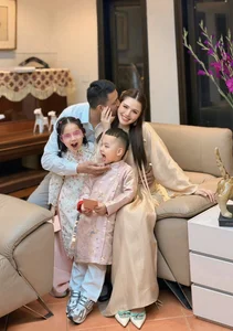 Meet the Private CEO Husband of Celebrated Actress Phanh Lee - image 10