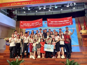 GenZ Excellence: How a Viettel Solutions Employee Won the National English Olympic - image 0