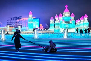 Explore the Harbin International Ice and Snow Sculpture Festival: A Spectacular Winter Wonderland Experience - image 8
