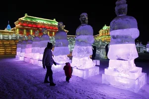 Explore the Harbin International Ice and Snow Sculpture Festival: A Spectacular Winter Wonderland Experience - image 9