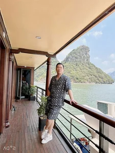 Le Quyen's Ex-Husband Duc Huy Shows Off Youthful Style Post-Divorce - image 2