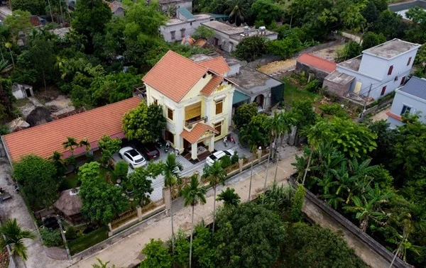 Inside the 3-Story Residence of the 'Hai Sen Family' After Arrest