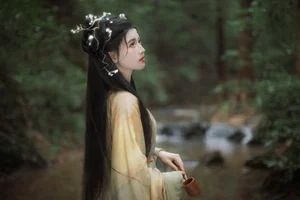 YiTuYu Art Language Vol.9451: Captivating Portraits of Dang Chu Jiao Ren Jia Xiao Tian Tian - image 3