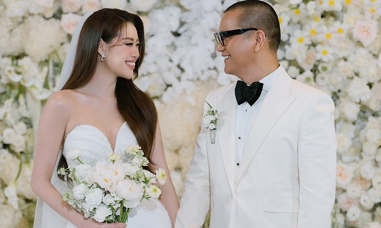 Five Exquisite Wedding Dress Styles Worn by Miss Universe Vietnam Khanh Van