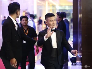 Star-Studded Wedding: Vietnam's Football Elite Celebrate Quang Hai's Big Day - image 6