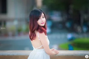 Elegant and Cute Vietnamese Girls Gallery: Pack 23 Portrait Showcase - image 13