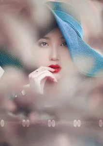 Elegant and Cute Vietnamese Girls Gallery: Pack 23 Portrait Showcase - image 36