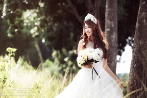 Elegant and Cute Vietnamese Girls Gallery: Pack 23 Portrait Showcase - image 9