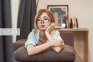 Elegant and Cute Vietnamese Girls Gallery: Pack 23 Portrait Showcase - image 19