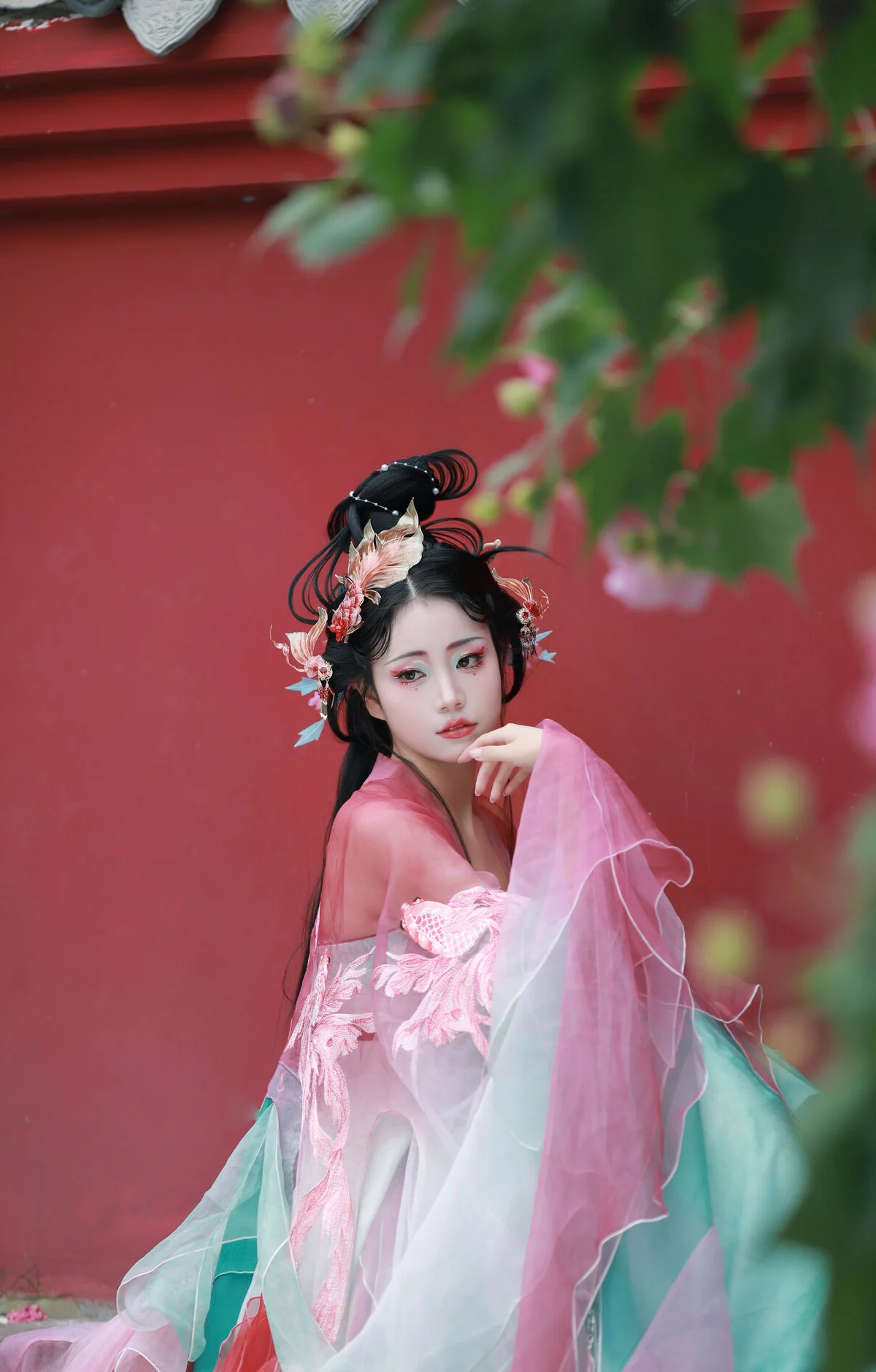 Ethereal Beauty of Qian Yue in Hanfu - YiTuYu Vol.8936 Art Language