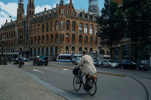 Picturesque Europe Through the Lens of a Saigon Photographer - image 5