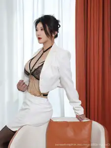 Su Yi Nuo No.10727: Explore the Captivating Beauty and Confident Style in this Latest XiuRen Photoshoot - image 30