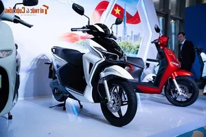 Close-Up Look at VinFast's New Kinet and Kyo Electric Scooters - image 10