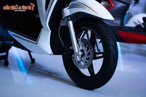Close-Up Look at VinFast's New Kinet and Kyo Electric Scooters - image 9