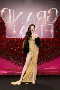 Miss Grand International 2023 Finals: Red Carpet Highlights of Minh Kien and Kieu Loan - image 8