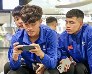 Vietnam U23 Team Arrives in Qatar for AFC U23 Asian Cup and Olympic Qualifiers - image 10