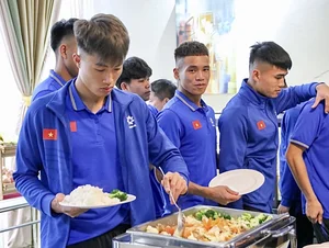 Vietnam U23 Team Arrives in Qatar for AFC U23 Asian Cup and Olympic Qualifiers - image 9