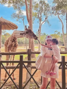 Actress Phanh Lee Embraces Her Gorgeous Postpartum Body Journey - image 1