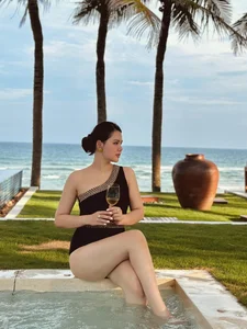 Actress Phanh Lee Embraces Her Gorgeous Postpartum Body Journey - image 6