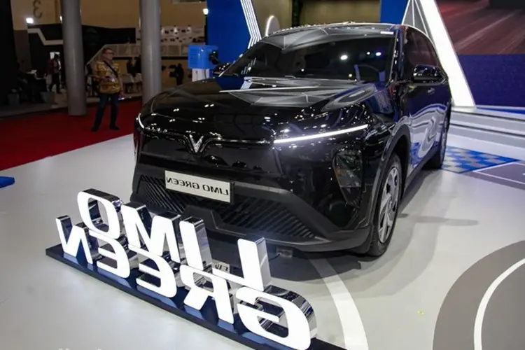 VinFast VF Wild: Mighty Electric Pickup Concept Unveiled, Igniting Indonesia's Market