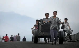 Rare Photos Reveal the Surprising Daily Reality of Life in North Korea - image 0