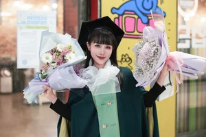 From Medical School to Makeup Artist: A Journey to Six-Figure Monthly Earnings - image 2