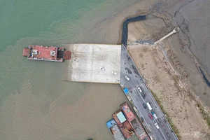 Diện mạo mới của bến phà Đồng Bài: Cửa ngõ hiện đại ra đảo Cát Bà - image 3