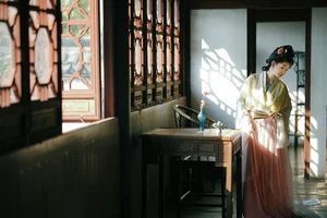 Art Language Vol.10257 Featuring Tian Xin Ya Ya - YiTuYu Gallery - image 0