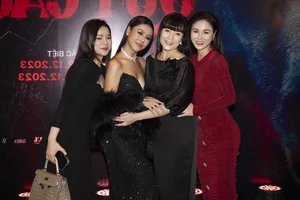 Actor Quang Tuan and Wife Linh Phi Turn Heads with Romantic Red Carpet Appearance - image 3