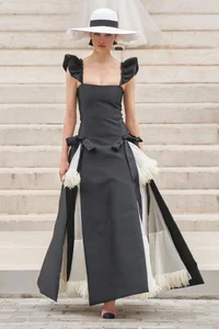 Top 10 Iconic Chanel Fashion Designs from the Past Five Years - image 3