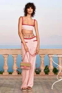 Top 10 Iconic Chanel Fashion Designs from the Past Five Years - image 9
