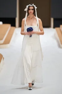Top 10 Iconic Chanel Fashion Designs from the Past Five Years - image 7