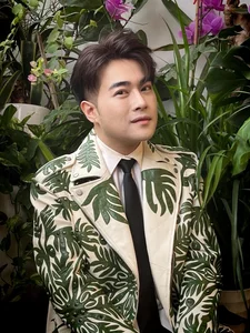 Inside Singer Minh Quan's Luxurious 200-Square-Meter Apartment: A Tour of Elegant Living - image 2