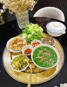 Phuong Oanh Shares Homemade Hotpot and Blood Pudding Recipe: Shark Binh Reacts - image 4