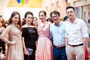 Vietnamese Actresses Kim Oanh and Nhã Phương Showcase Stunning Travel Style and Friendship - image 1