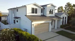 Inside Olivia Culpo and Christian McCaffrey’s Stunning $3.5 Million Los Angeles Mansion - image 2