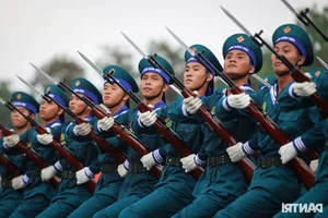 36 Military Parade Blocks Gather for Historic April 30th Rehearsals in HCMC - image 2