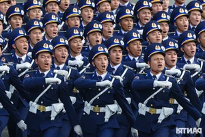 36 Military Parade Blocks Gather for Historic April 30th Rehearsals in HCMC - image 3
