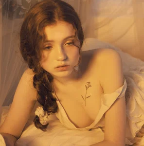Ethereal Beauty: A Stunning Portrait Gallery of Ivana - image 16