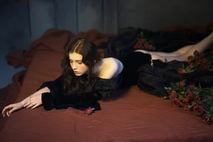 Ethereal Beauty: A Stunning Portrait Gallery of Ivana - image 10