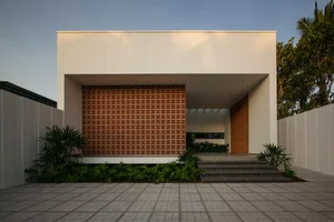 Small House 02: A Stunning 170m2 Modern Home with Central Courtyard in Ben Tre - image 1